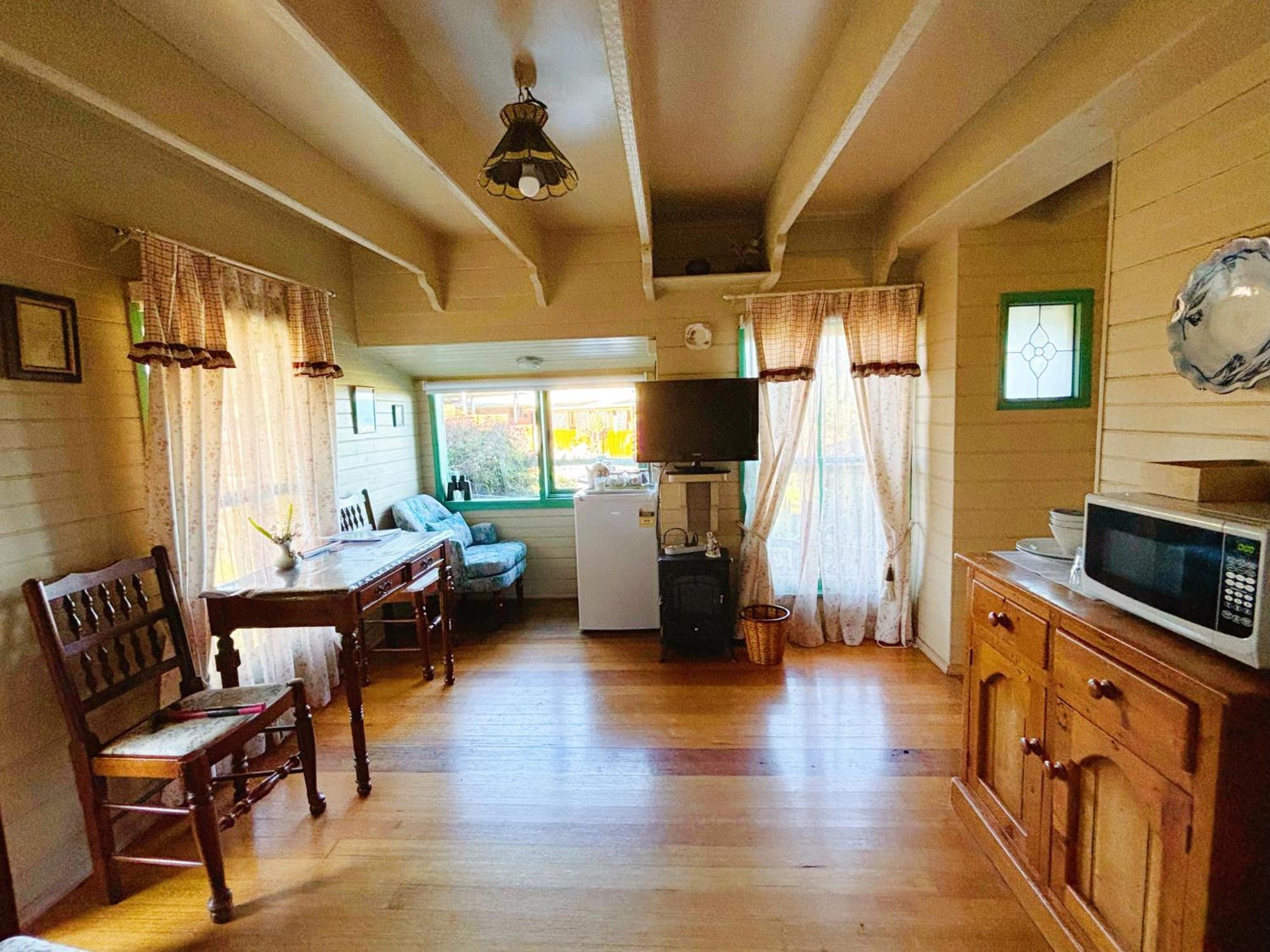 לייקס אינטרנס The Goat And Goose Bed & Breakfast מראה חיצוני תמונה