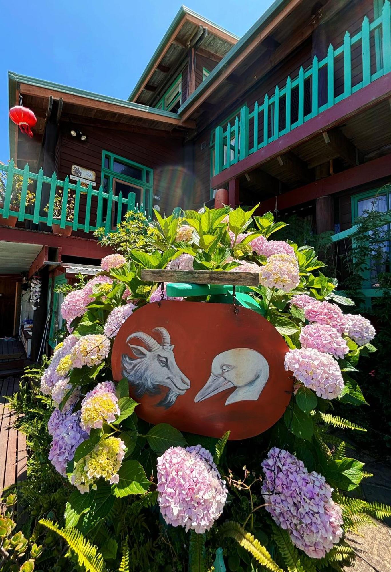 לייקס אינטרנס The Goat And Goose Bed & Breakfast מראה חיצוני תמונה